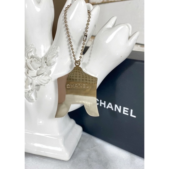 Chanel Runway Tent Bag Charm & Key Holder - Picture 3 of 5